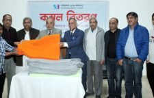 সিলেট ষ্টেশন ক্লাব লি: কর্মচারীদের মাঝে শীতবস্ত্র বিতরণ