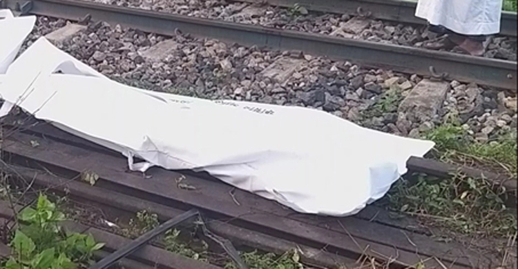 ট্রেনের নিচে ঝাঁপ দিয়ে তরুণীর আত্মহত্যা