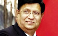 বড় দেশগুলোর সঙ্গে ভারসাম্যপূর্ণ সম্পর্ক রক্ষা সহজ নয়