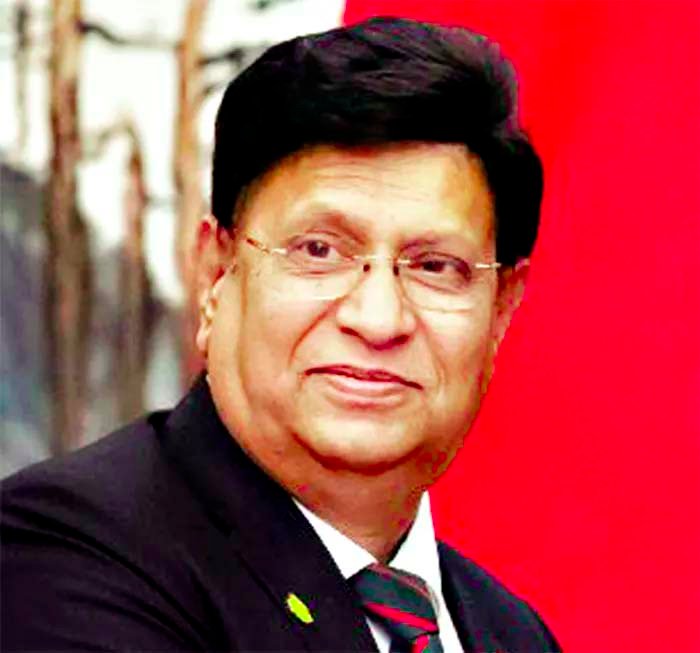 বড় দেশগুলোর সঙ্গে ভারসাম্যপূর্ণ সম্পর্ক রক্ষা সহজ নয়