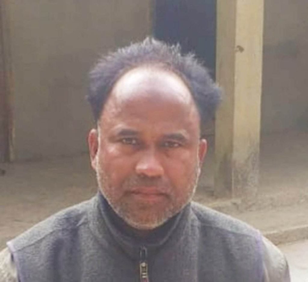 কুলাউড়ায় প্রতারক আটক করেছে জনতা