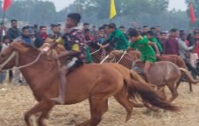 মৌলভীবাজারের পৌষ সংক্রান্তি উপলক্ষে ঘোড় দৌঁড়
