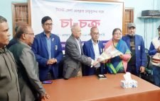 সিলেট জেলা প্রেসক্লাবের নেতৃবৃন্দের সাথে চা চক্র করেছে মৌলভীবাজার প্রেসক্লাব