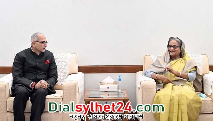 শেখ হাসিনার প্রতি ভারতের পূর্ণ সমর্থন রয়েছে : বিনয় খাতরা