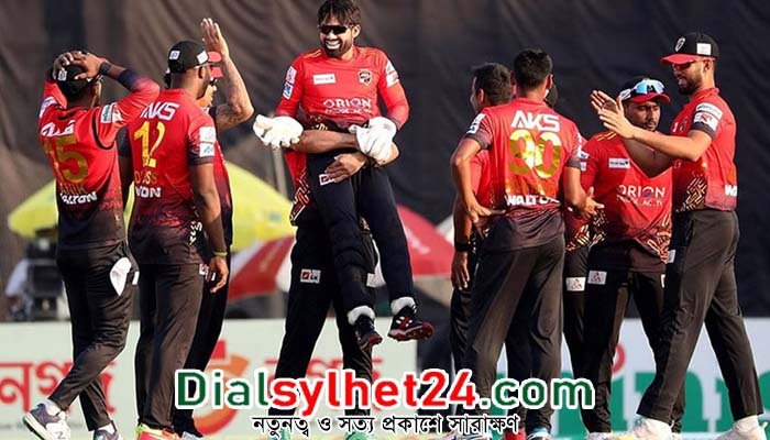 মাশরাফিদের হারিয়ে ফাইনালে কুমিল্লা