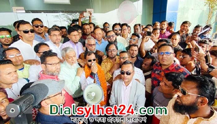 মকসুদকে বিমানবন্দরে সিলেট যুবদলের সংবর্ধনা