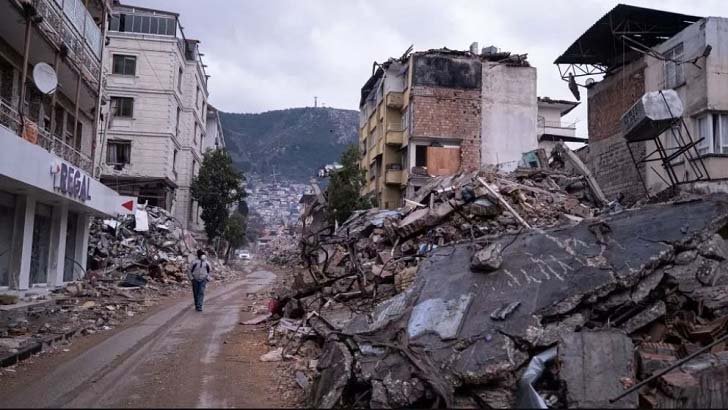 ভূমিকম্প যেন তুরস্কের পিছু ছাড়ছে না!