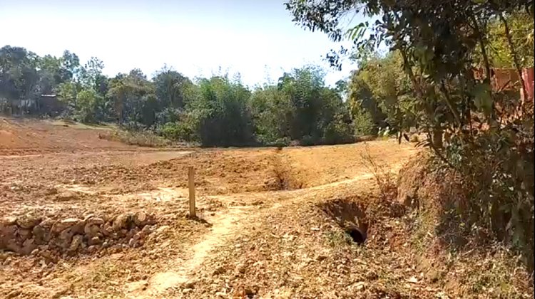 রাজনগরে উত্তরভাগ চা বাগান কর্তৃক শত বছরের কবরস্থানসহ পাশের সড়ক কেটে নেবার অভিযোগ