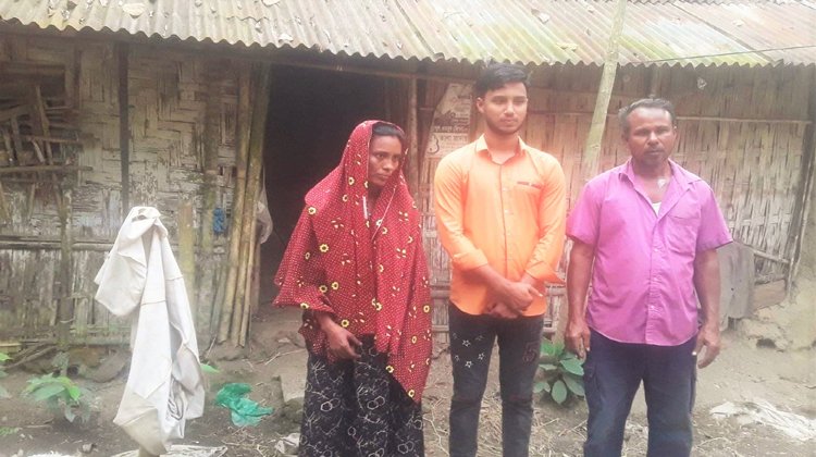 অর্থের অভাবে ভর্তি অনিশ্চিত মেধাবী ছাত্র প্রতিবন্ধির ছেলে দেলোয়ার হোসেন