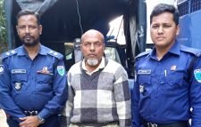 আমদানি নিষিদ্ধ ২৭ হাজার শলাকা ভারতীয় বিড়ি উদ্ধার, আটক ১