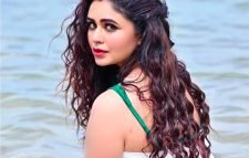 ওজন বাড়ালেন ঋতাভরী