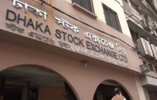 ধীরে ধীরে রুগণ হচ্ছে ঢাকা স্টক এক্সচেঞ্জ