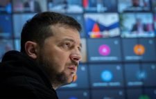 ইউক্রেনের শীর্ষ কর্মকর্তাকে চাকরিচ্যুত করলেন জেলেনস্কি