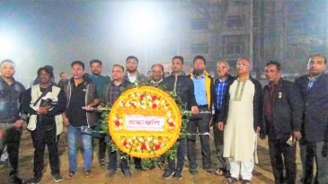 মৌলভীবাজার একুশের প্রথম প্রহরে শহীদ মিনারে শ্রদ্ধা টেলিভিশন সাংবাদিক ফোরাম