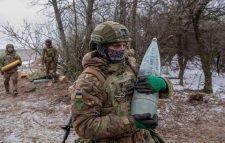 ইউক্রেনের পূর্বাঞ্চলে হামলার প্রস্তুতি নিচ্ছে রাশিয়া