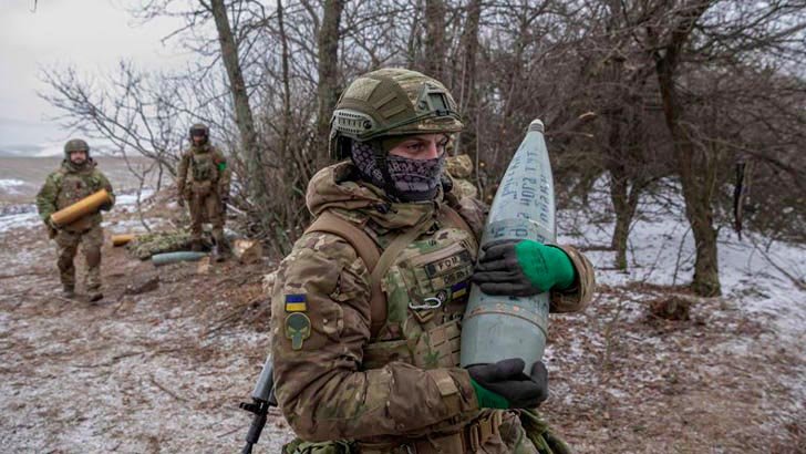 ইউক্রেনের পূর্বাঞ্চলে হামলার প্রস্তুতি নিচ্ছে রাশিয়া