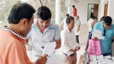 শ্রীমঙ্গলে নিলামে খৈয়াছড়া বাগানের চা