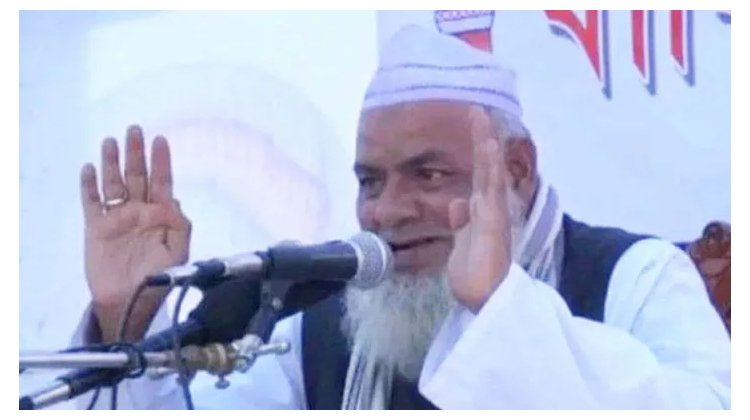 ওয়াজ মাহফিলে বয়ানরত অবস্থায় ইমামের মৃত্যু