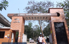 সরকারী কলেজ ১৮হাজার শিক্ষার্থী নিয়ে নানামুখী সংকট আর সমস্যা নিয়েই চলছে বছরের পর বছর