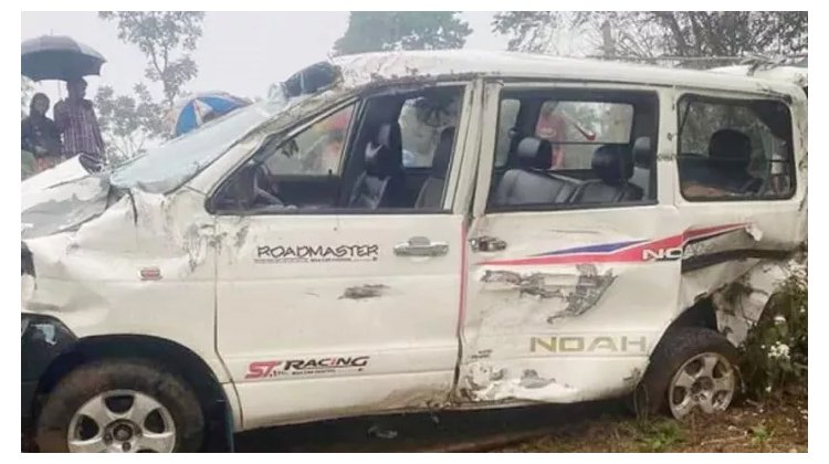 কমলগঞ্জে তেলের ট্যাংকারবাহী ট্রেনের সঙ্গে মাইক্রোবাসের সংঘর্ষে দুজন আহত