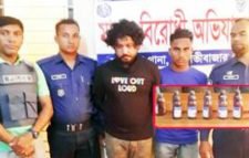 ফেনসিডিলসহ ছাত্রদল নেতাসহ ২ জনকে আট