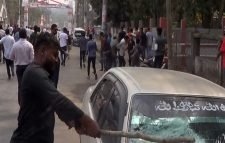 মৌলভীবাজারে বিএনপির মানবন্ধনে ছাত্রলীগ ও যুবলীগের হামলায় জেলা বিএনপির সভাপতি এম নাসের রহমান সহ আহত ২০ জন