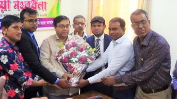 জেলা সমবায় কর্মকর্তা হিসেবে অতিরিক্ত দায়িত্ব সমাপ্তিতে  চন্দন দত্তকে বিদায়ী সংবর্ধনা