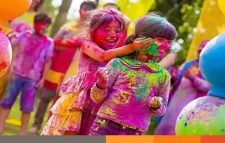 দোল পূর্ণিমা বা হোলি উৎসব আজ