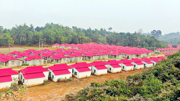 প্রধানমন্ত্রীর উপহারের পাচ্ছে ঘর ২০০ গৃহহীন পরিবার