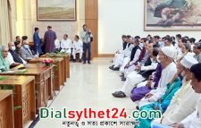 দেশি-বিদেশি ষড়যন্ত্রের বিষয়ে নেতাকর্মীদের সতর্ক করলেন শেখ হাসিনা