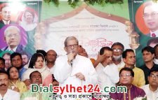 আ.লীগ সারাক্ষণ বিএনপিকে নিয়ে ‘দুঃস্বপ্ন’ দেখে