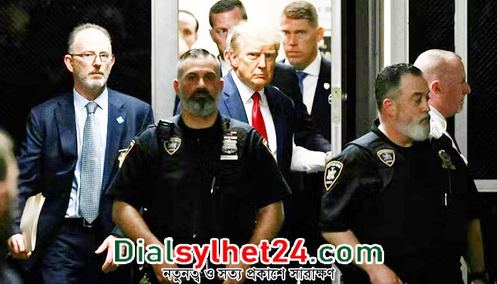 গ্রেপ্তারের পর নিজেকে নির্দোষ দাবি করলেন ট্রাম্প