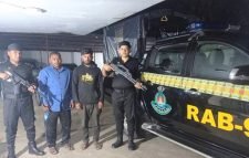 র‌্যাব-৯, সিলেট এর অভিযানে ২৪৭ বোতল ফেনসিডিলসহ ২জন মাদক ব্যবসায়ী গ্রেফতার