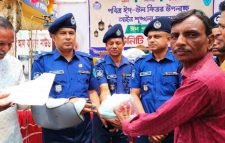 পুলিশ সুপারের পক্ষ থেকে শ্রীমঙ্গলে ঈদ সামগ্রী বিতরণ
