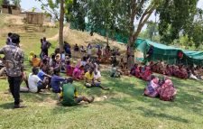 প্রেমনগর চা বাগানে ঘর মেরামতের দাবিতে প্রায় তিন ঘন্টা কর্মবিরতি পালন