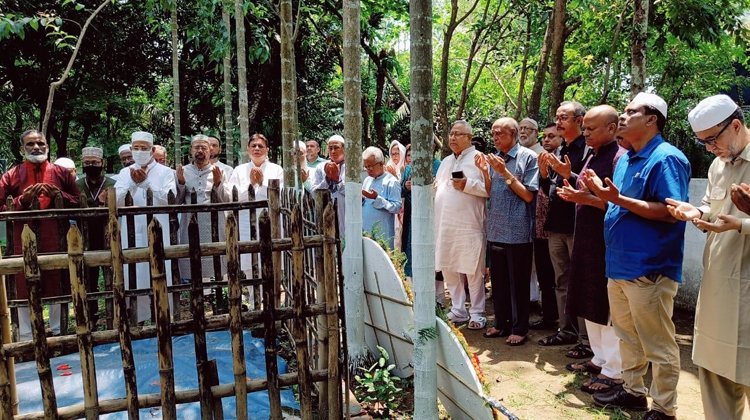 সিলেটে শ্রদ্ধা ভালোবাসায় আবুল মাল আবদুল মুহিতকে স্মরণ