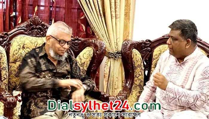 হঠাৎ মেয়র আরিফের বাসায় আনোয়ারুজ্জামান