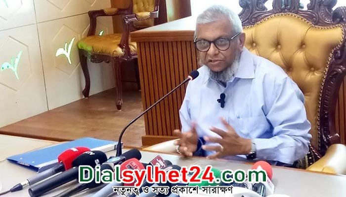 আমি নিরাপত্তাহীনতায় ভুগছি