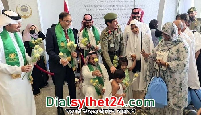 ৮২৯ হজযাত্রী সৌদি আরবে পৌঁছেছেন