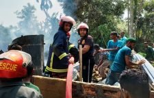 কমলগঞ্জে আগুনে পুড়ে বসতঘর ছাই