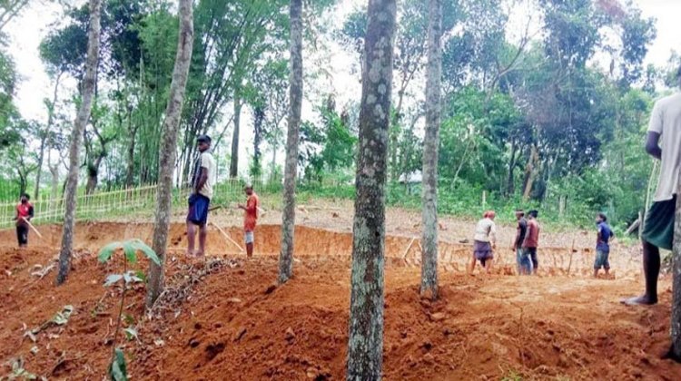 গাজিপুর চা বাগানে শ্রমিকের ঘর নির্মাণের নামে টিলা কাটার অভিযোগ