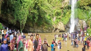 মাধবকুণ্ডে পর্যটকের মোবাইল ছিনতাই মামলার ২ আসামী রিমান্ডে