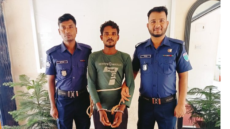 রাজনগরে বিয়েতে রাজি না হওয়ায় তরুনীর মুখে এসিড নিক্ষেপ, আসামি গ্রেফতার