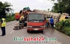 ওসমনীনগরে দুই ট্রাকের সংঘর্ষে ৩ জন নিহত