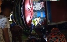 শেরপুর  এলাকায় সড়ক দুর্ঘটনায় দুইজন নিহত :৩৫ জন আহত