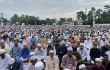 মৌলভীবাজার টাউন ঈদগাহ মাঠে প্রধান ঈদ জামাত