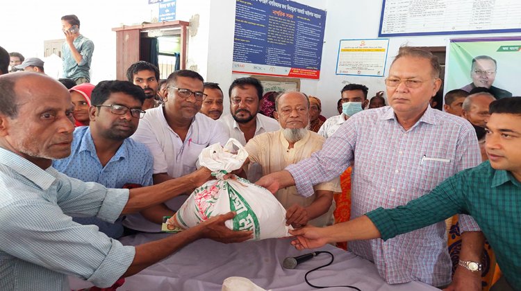 শ্রীমঙ্গল সদর ইউনিয়নে প্রধানমন্ত্রীর ঈদ উপহার চাল পেলেন ৩৩০০ পরিবার