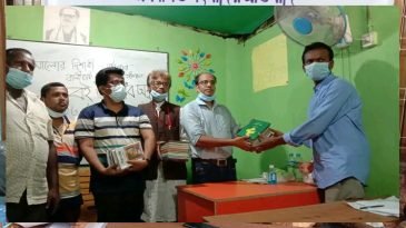 শ্রীমঙ্গলে জ্ঞানের আলো ছড়াচ্ছে ‘আলোর দিশারী পাঠাগার’