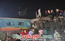 ভারতে ভয়াবহ ট্রেন দুর্ঘটনা, নিহত অন্তত ৩০