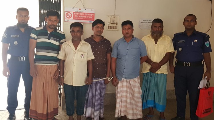 কমলগঞ্জ থানার বিশেষ অভিযানে সাজাপ্রাপ্ত আসামিসহ ওয়ারেন্টভুক্ত ০৬ আসামি গ্রেফতার